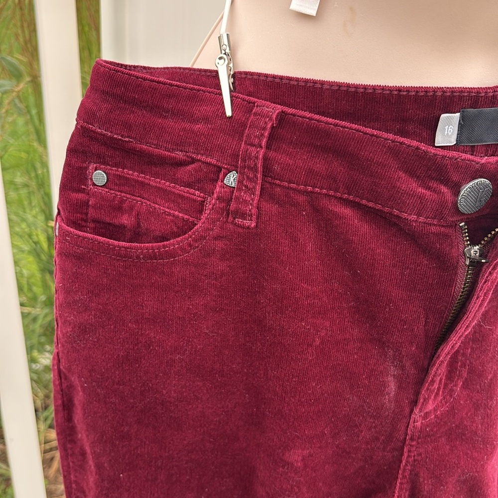 Kut from the Kloth NWT Burgundy Corduroy NWT Diana Skinny High Rise Size 16 - Picture 4 of 7